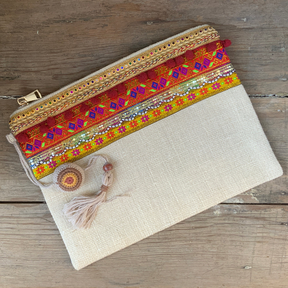 Maui Clutch
