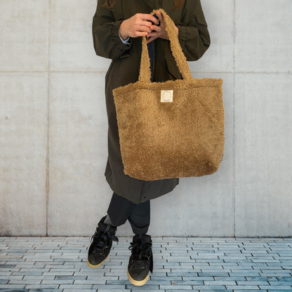 Cooperative Studio Bags — Winter Tote — Deve Tüyü